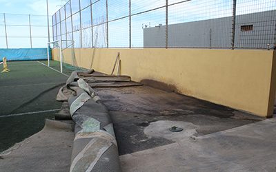 El Ayuntamiento de Tegueste soluciona la rotura de una tubería en el campo de Fútbol 7 de la Ciudad Deportiva Los Laureles