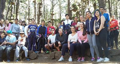 Un total de 45 jóvenes de Tegueste disfrutan de la visita al Forestal Park dentro de “Busca tu Alternativa 2017”