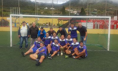 El equipo “Tenderete Júnior” se impuso en el Torneo 48 horas de Fútbol 7 organizado por el CD Portezuelo