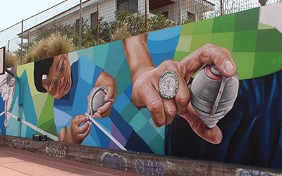 “Sabotaje al Montaje” finalizó el mural sobre “Juegos Tradicionales” de la cancha municipal de Las Toscas