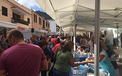 La XI Feria de Saldos y Oportunidades congrega a casi dos mil personas en el casco de Tegueste