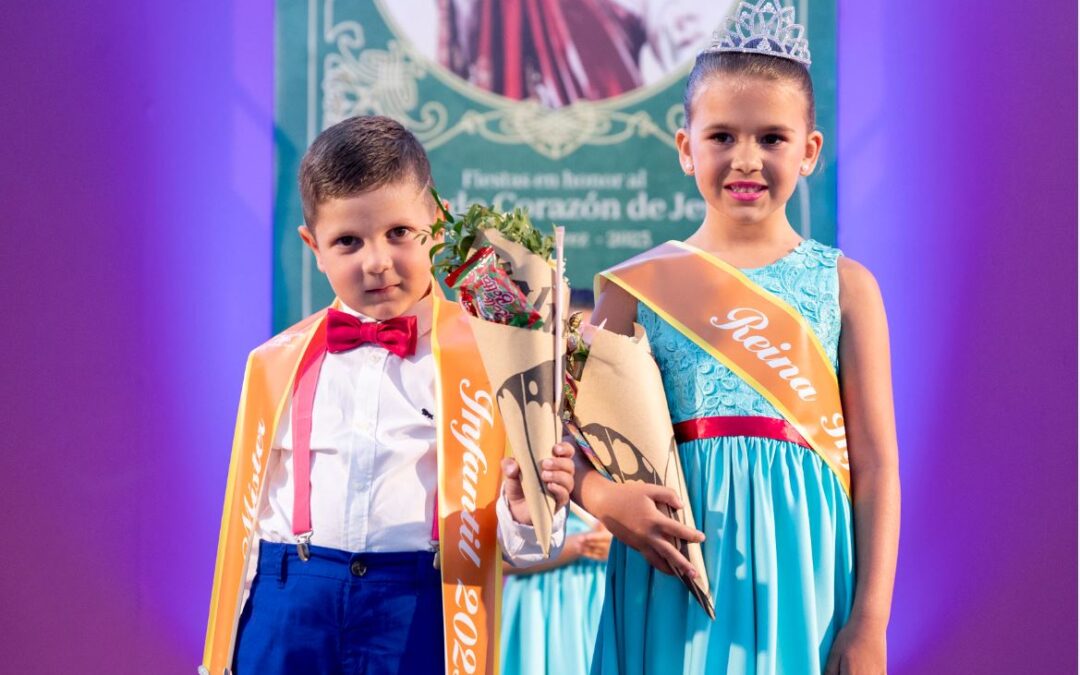 Ainhoa Báez y Marcos Yhave Galván, reina y míster infantiles de las fiestas de Pedro Álvarez